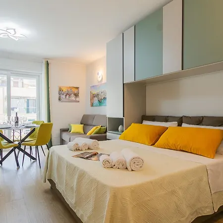 Appartement Private Parking&patio - Athena Nel Cuore Di Bari